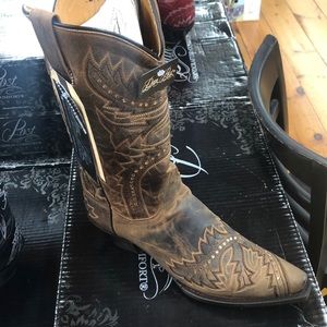 Custom ladies dan post boot with crystals NWT